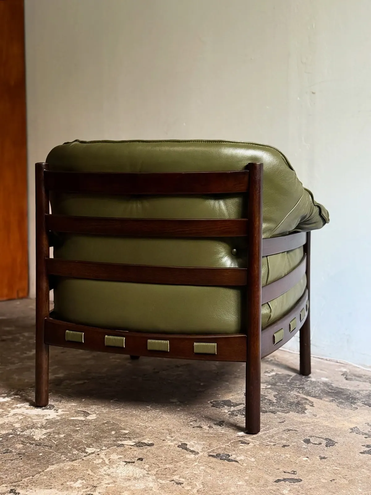 Poltrona Arne Norell, pelle verde — 3