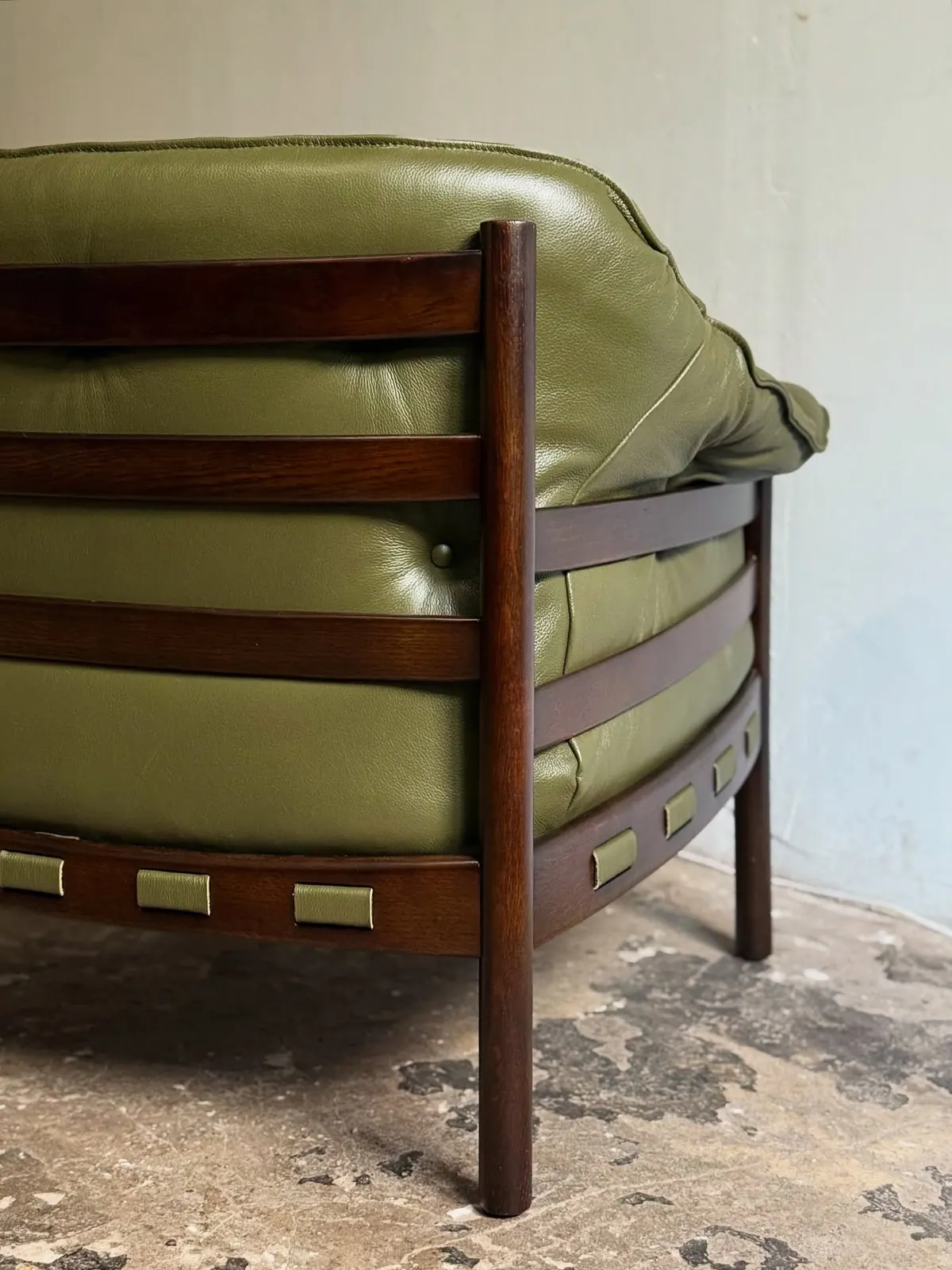 Poltrona Arne Norell, pelle verde — 4