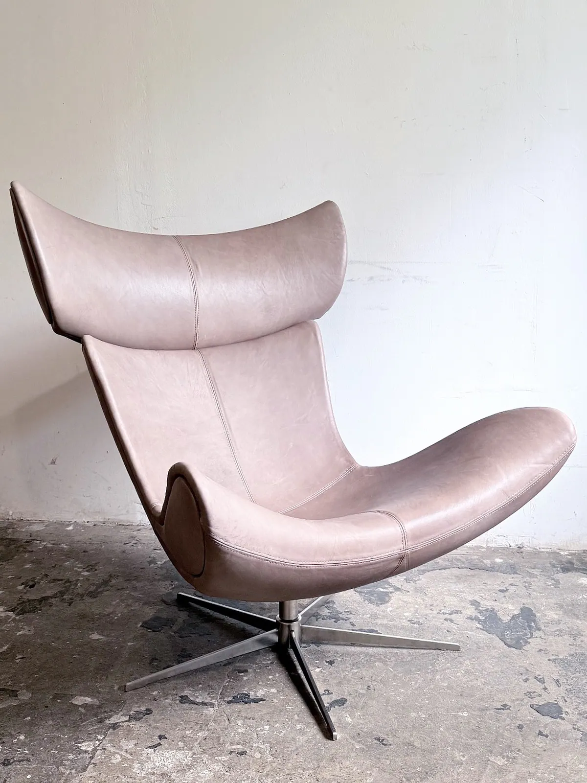 BoConcept Imola Drehsessel, Leder in Puderasche — 3