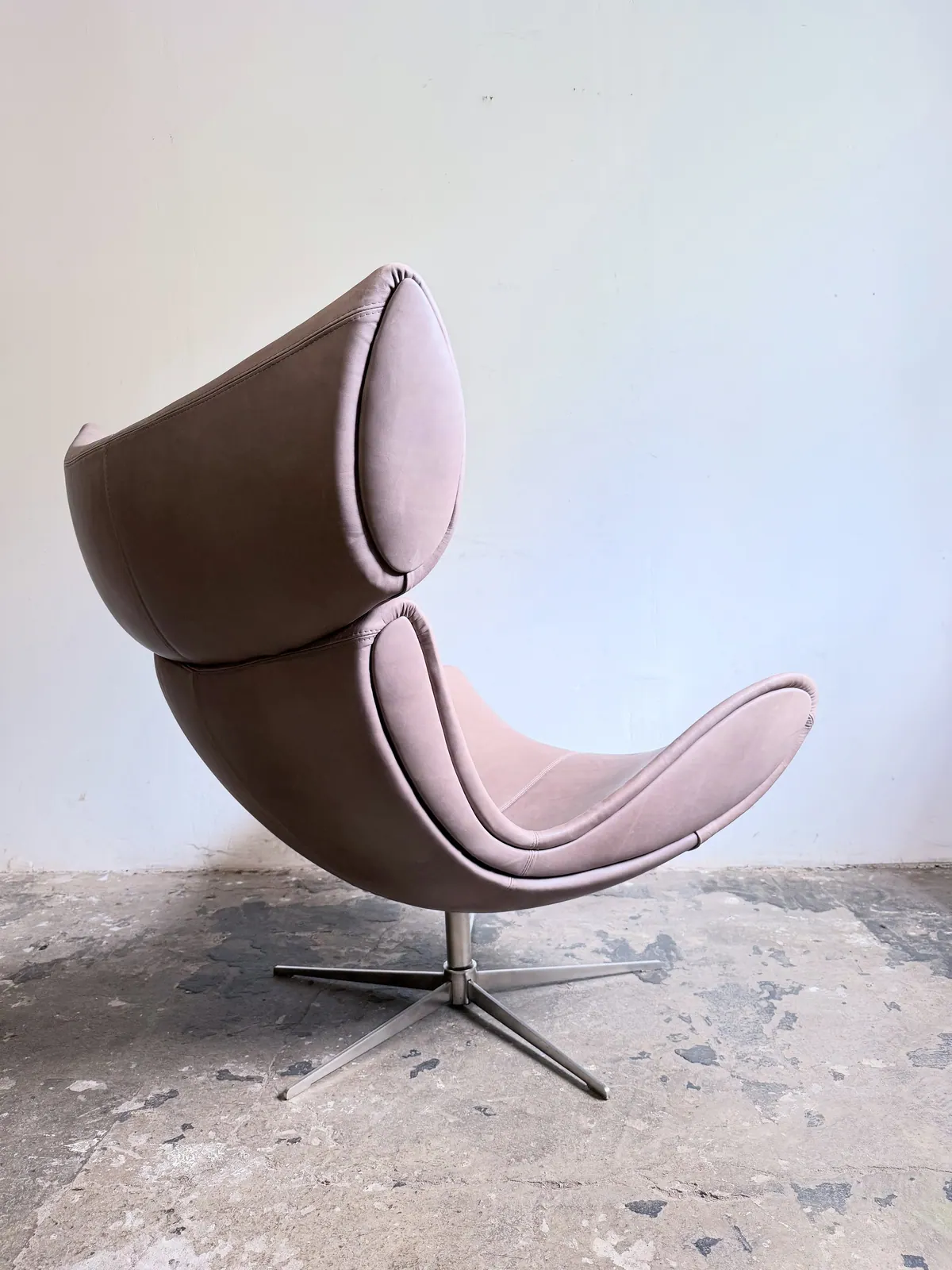 BoConcept Imola Drehsessel, Leder in Puderasche — 4
