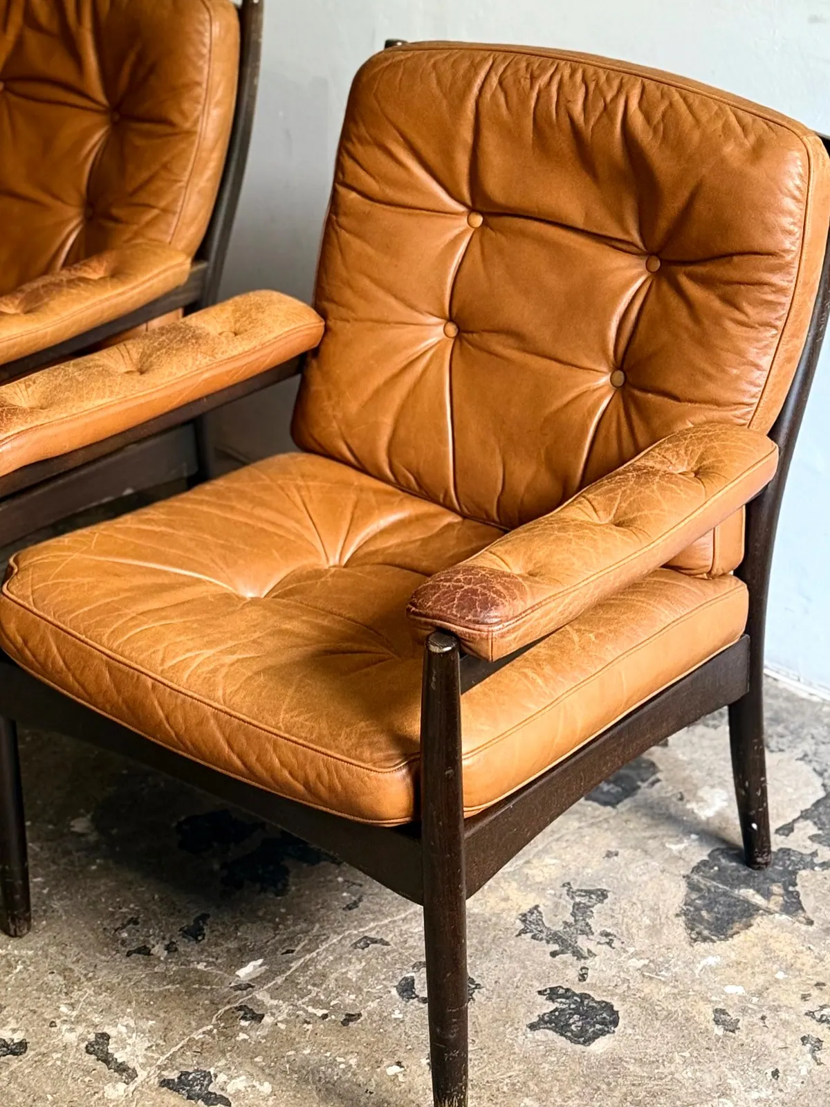 Carmen armchair, cognac leather, unrestored — 3