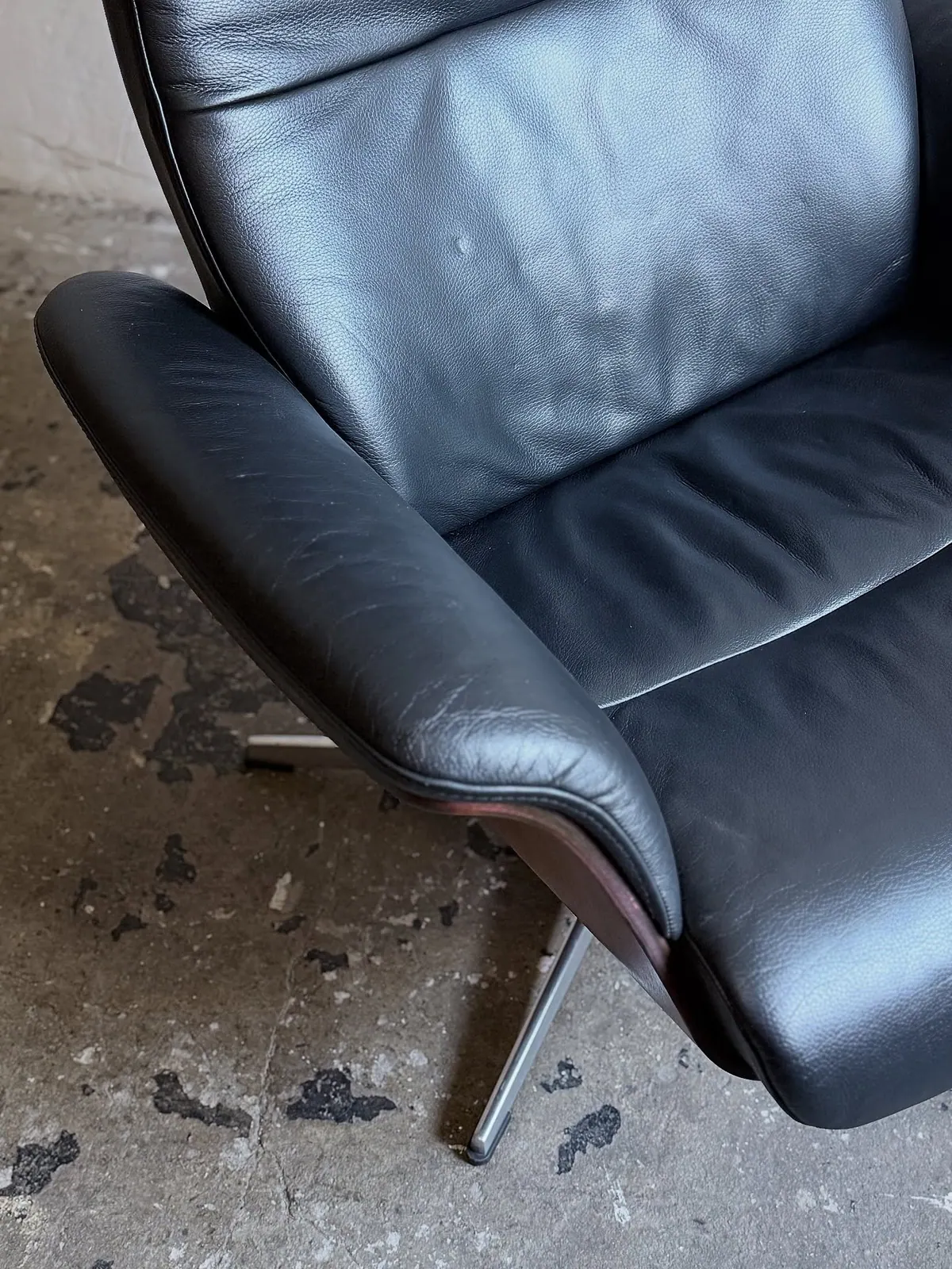 Fauteuil lounge Conform, appui-tête réglable — 4