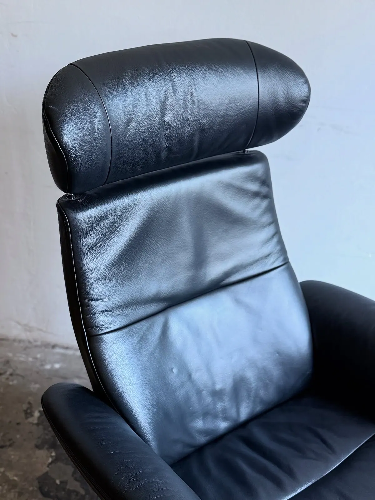 Fauteuil lounge Conform, appui-tête réglable — 5
