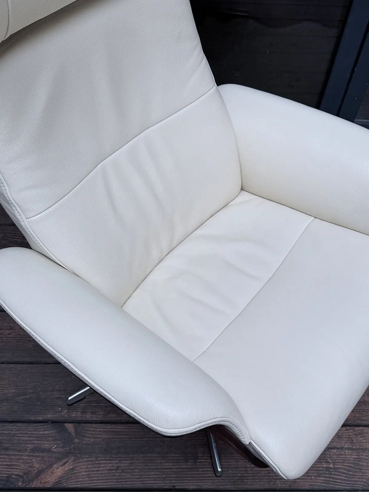 Conform Timeout Relaxsessel, Größe M, cremefarbenes Leder — 6