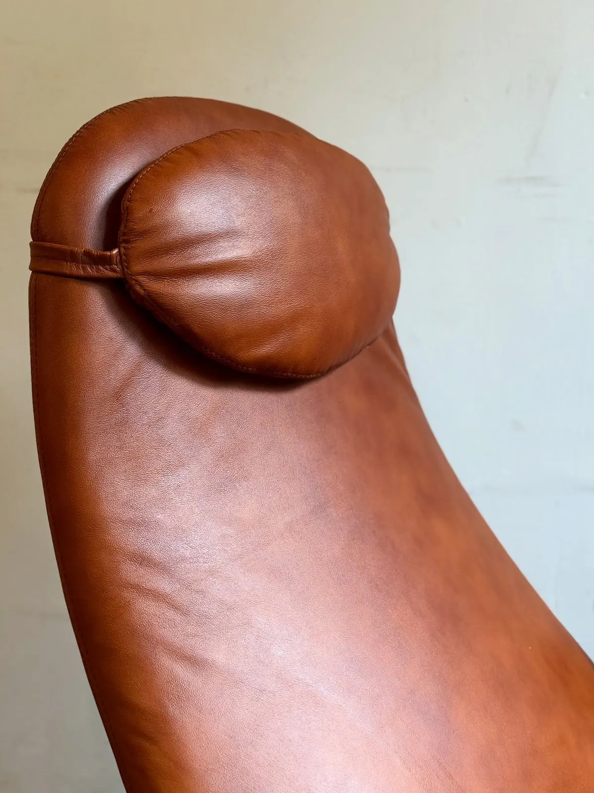 Fauteuil DUX Contourette Roto, cuir caramel — 5