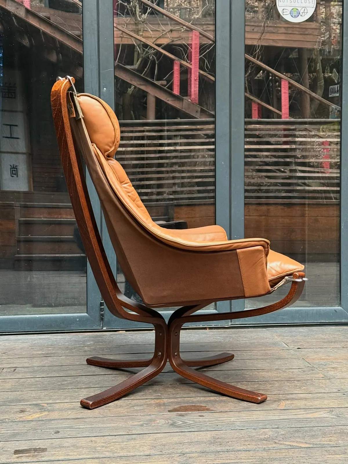 Falcon armchair, caramel leather — 3