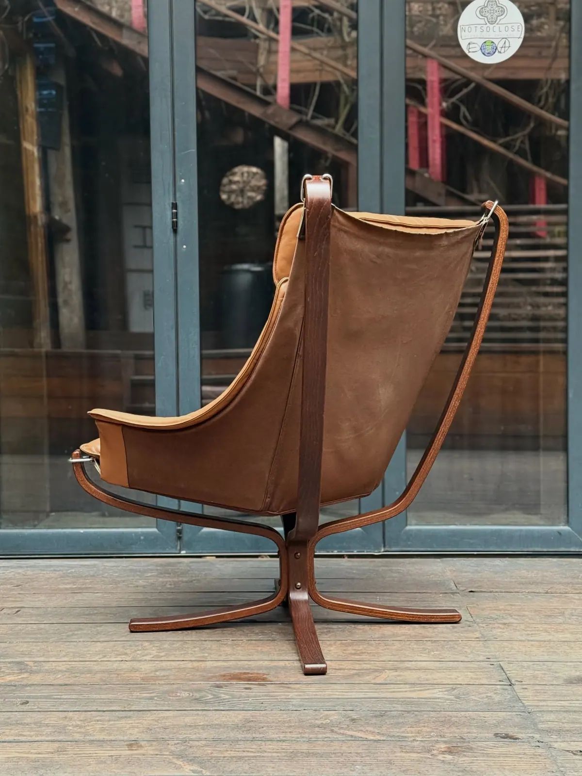 Falcon armchair, caramel leather — 4