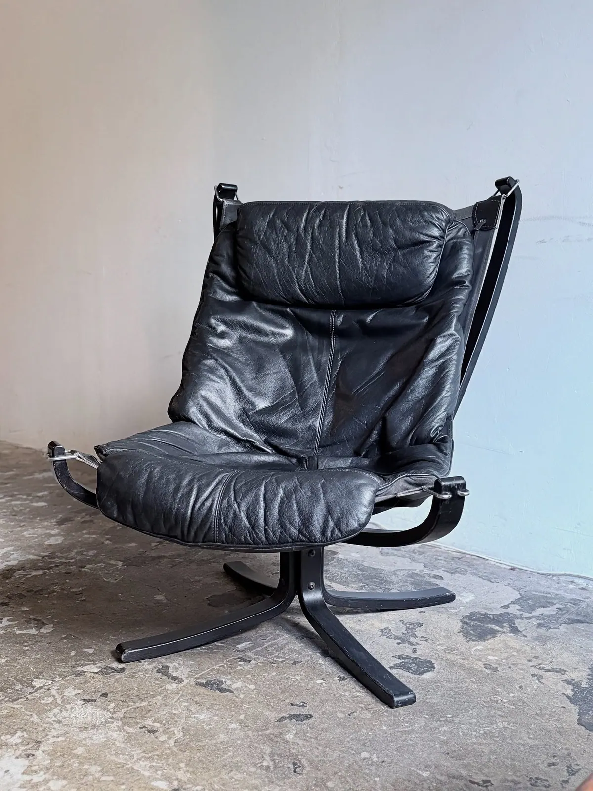 Falcon armchair by Vatne Møbler, black leather