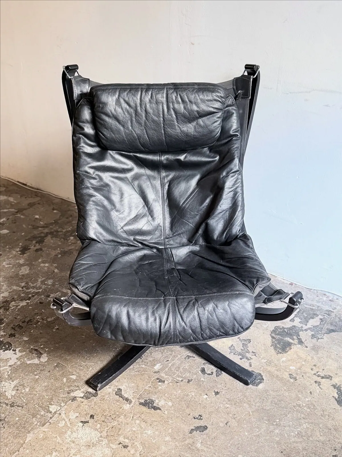 Falcon armchair by Vatne Møbler, black leather — 5