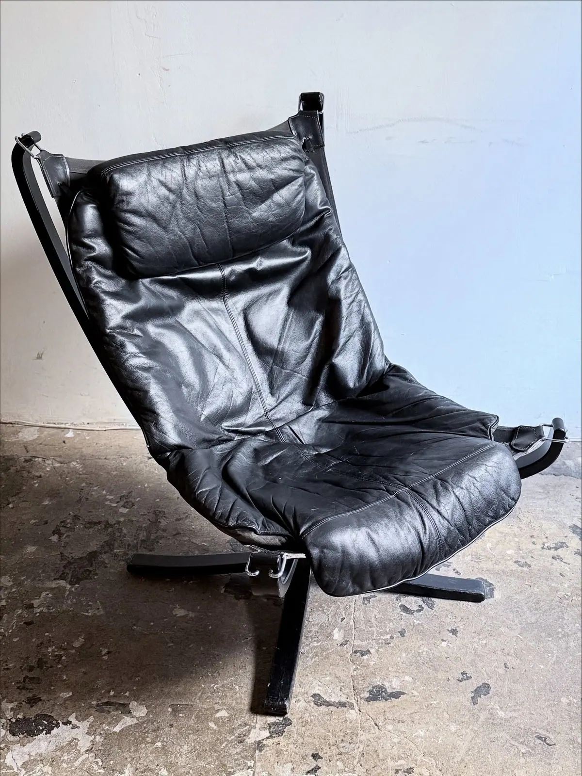 Falcon armchair by Vatne Møbler, black leather — 7
