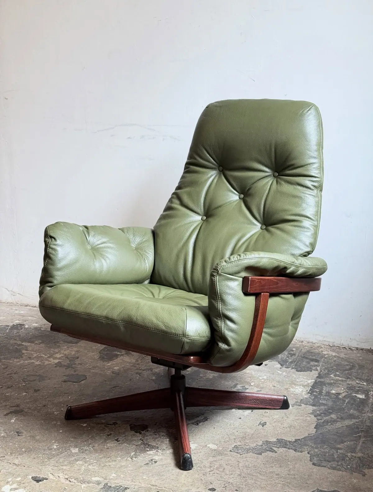 Göte Möbler armchair, green leather, walnut armrests