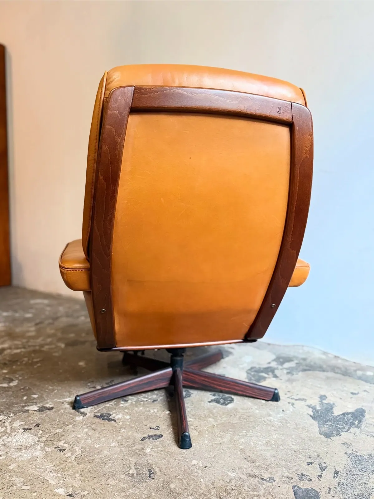 Göte Möbler Sessel, Leder in Karamell-Rotbraun — 6