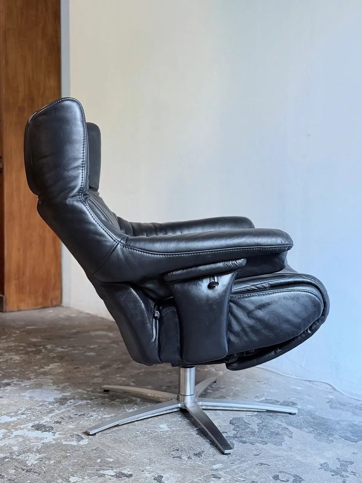 Himolla Relaxsessel, schwarzes Leder — 6