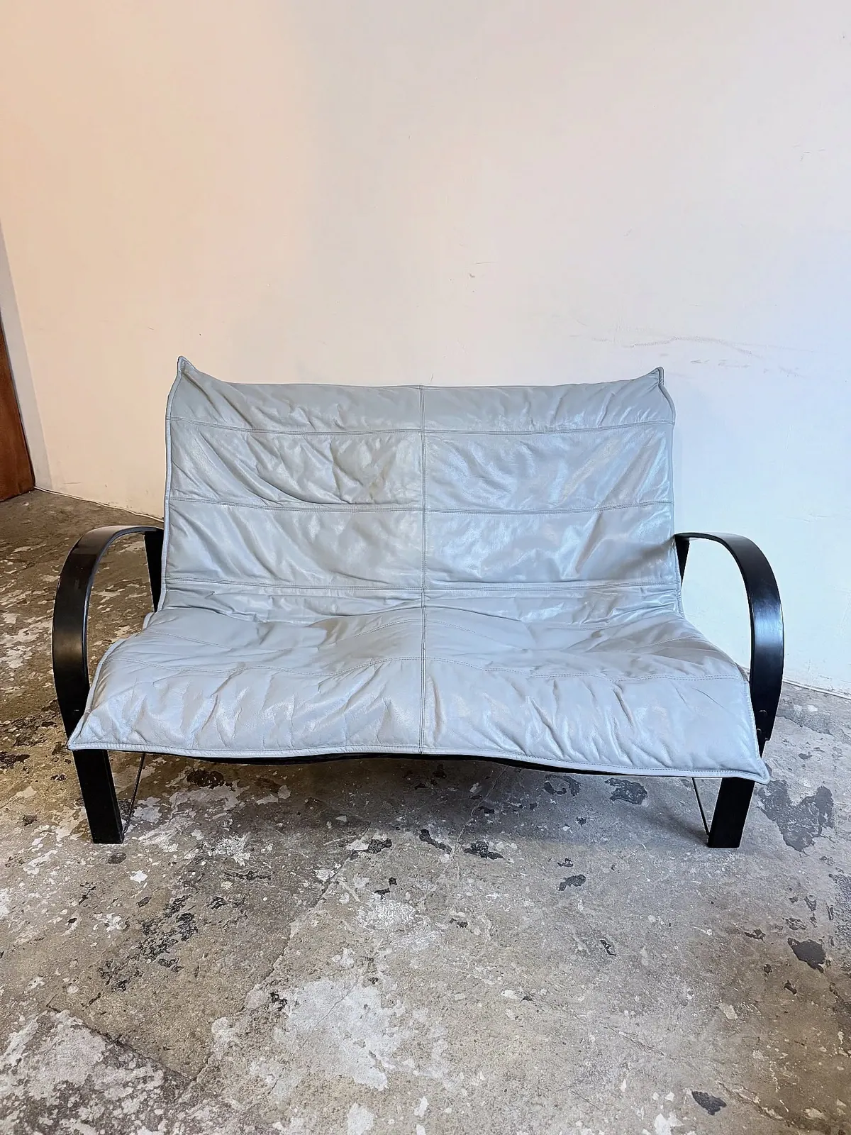IKEA Polhem Zweisitzer, hellgraues Leder — 2