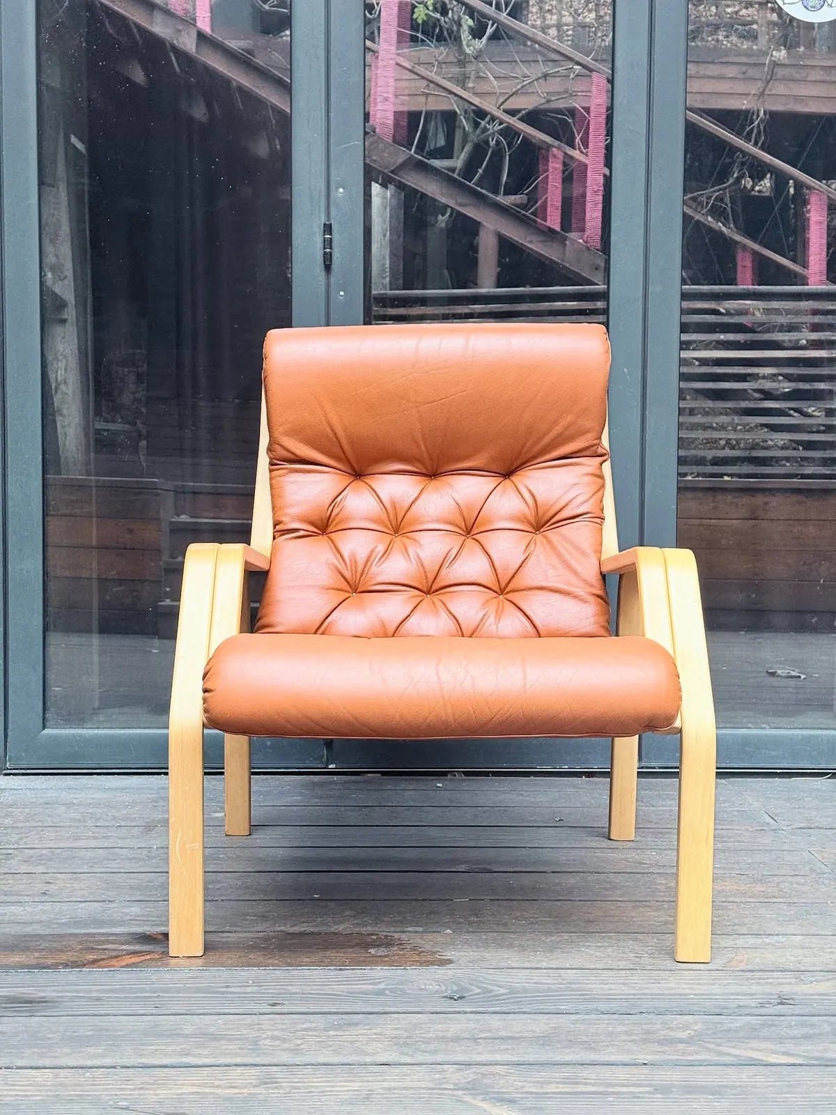 Poltrona lounge scandinava, pelle cammello — 2