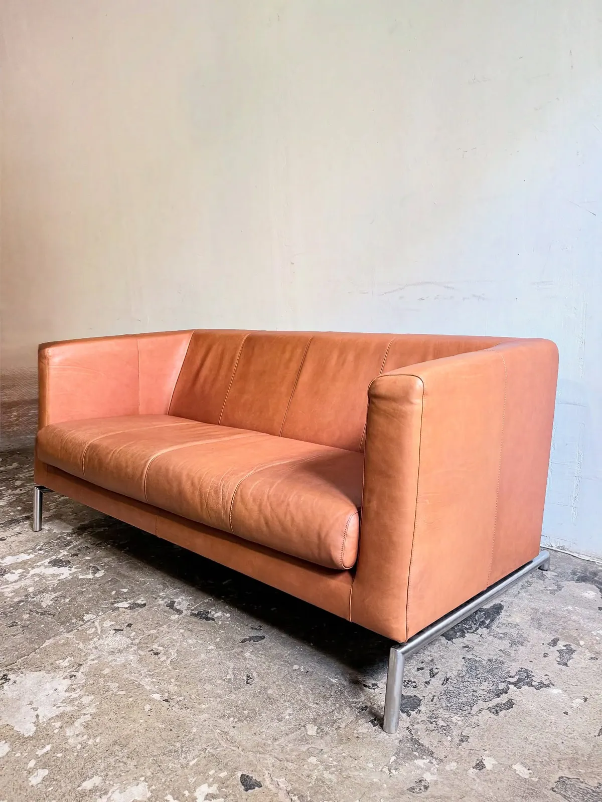 Kubik sofa by Montis, caramel leather