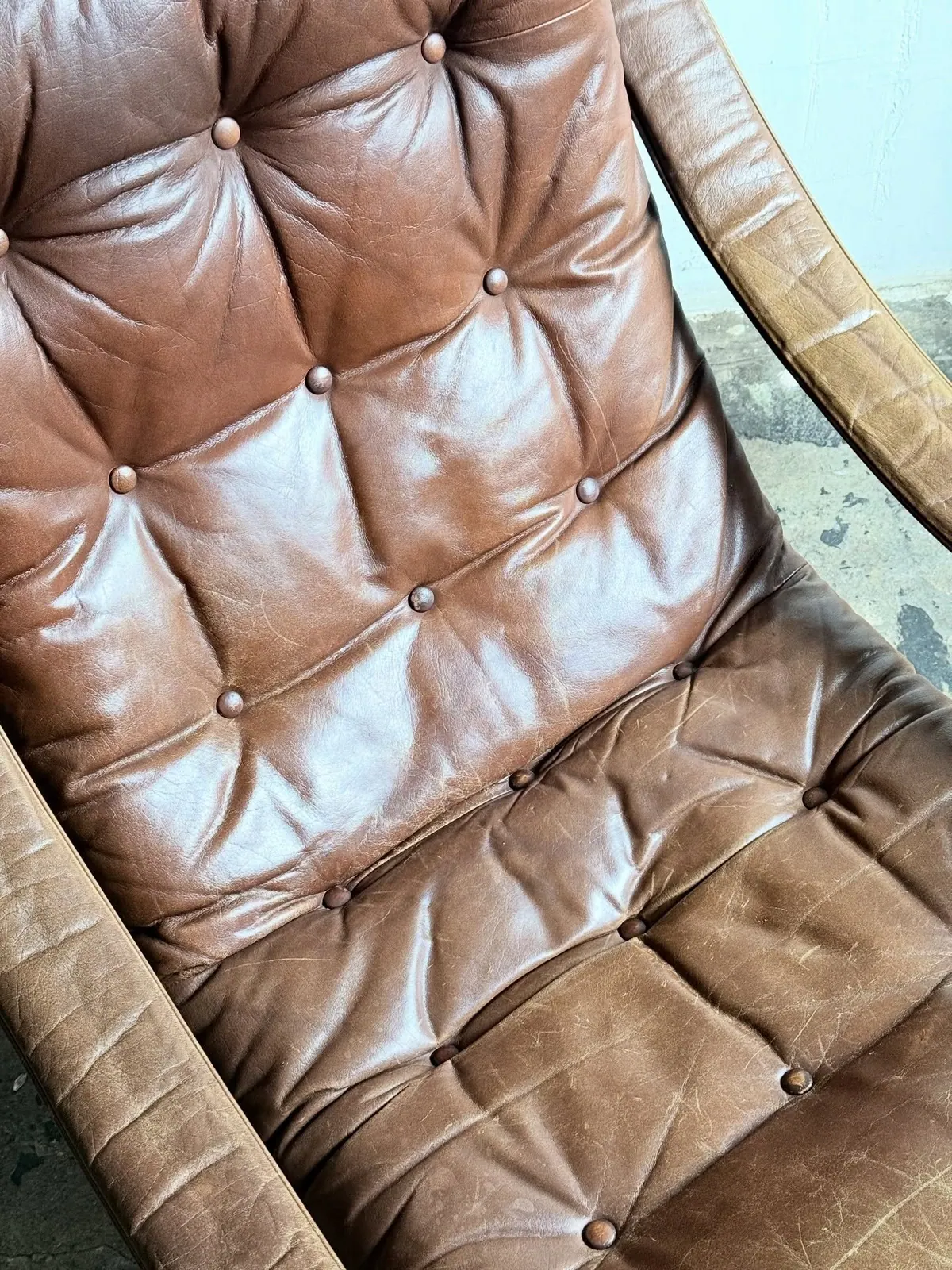 Lagoon armchair, chocolate leather — 4