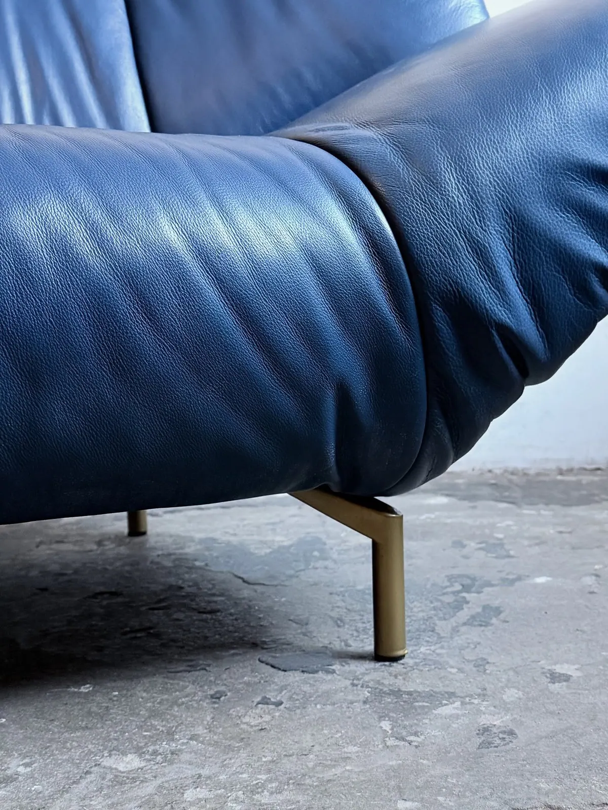 Sofa Leolux Tango, Leder in Mitternachtsblau — 5