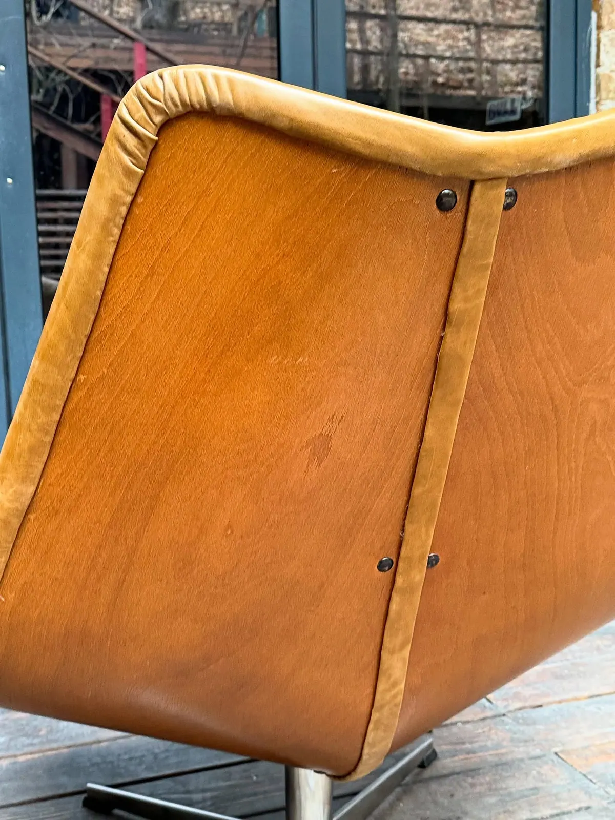 Montréal '67 Pavilion Chair, cuir caramel — 6