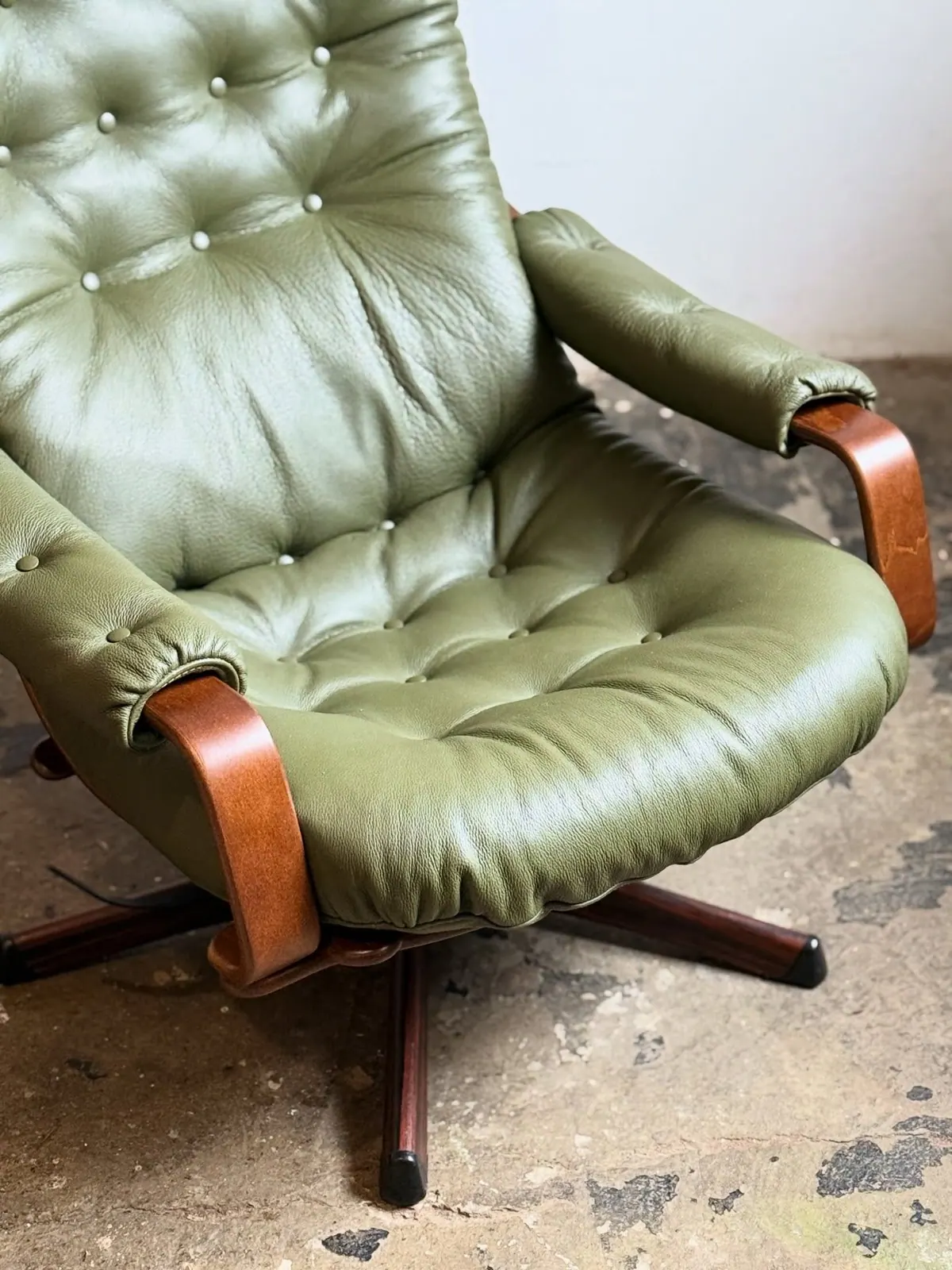 Nässjö armchair with rocking function — 3