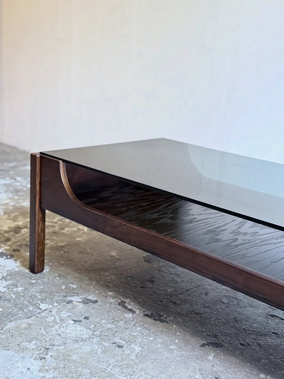 Tavolino in palissandro con piano in vetro — 5