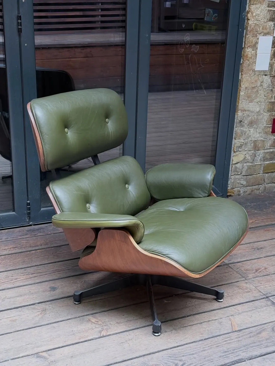 Drehsessel, Leder in Oliv — 3