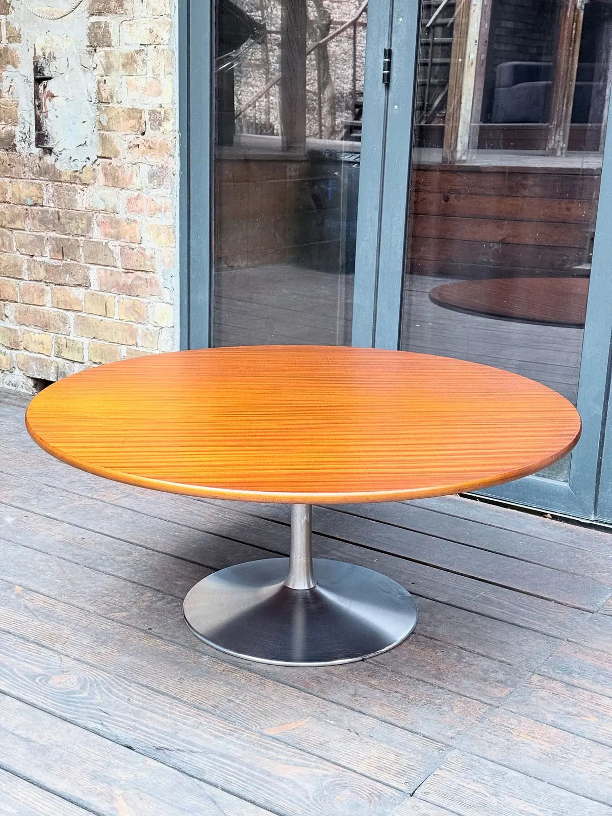 Table basse pied tulipe, style Maurice Burke — 5